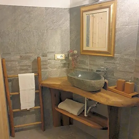 Antica Casa Occitana Bed & Breakfast 3*
