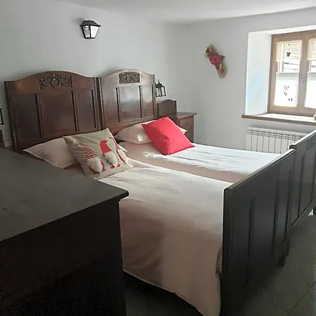 Antica Casa Occitana Bed & Breakfast 3*