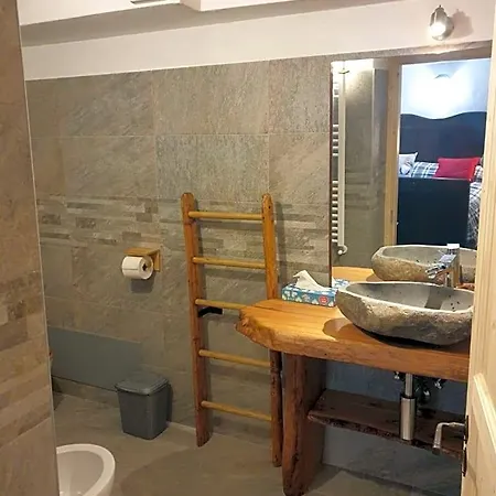 Bed & Breakfast Antica Casa Occitana 3*