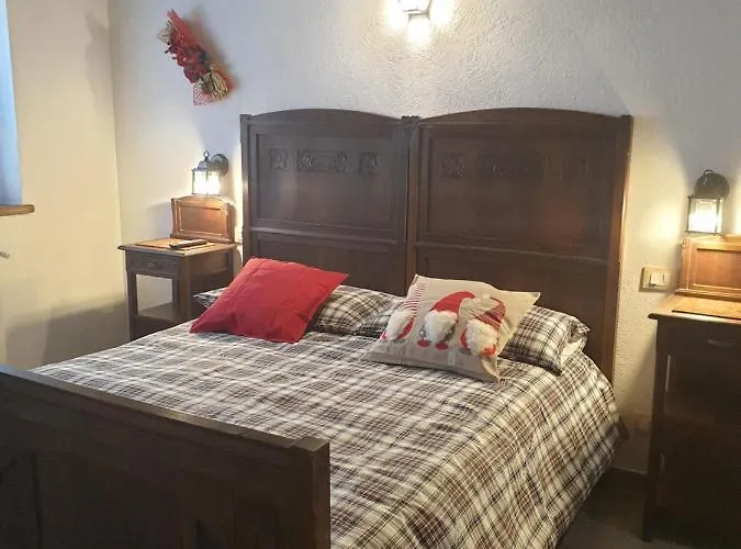 B&B Antica Casa Occitana 삼페이레